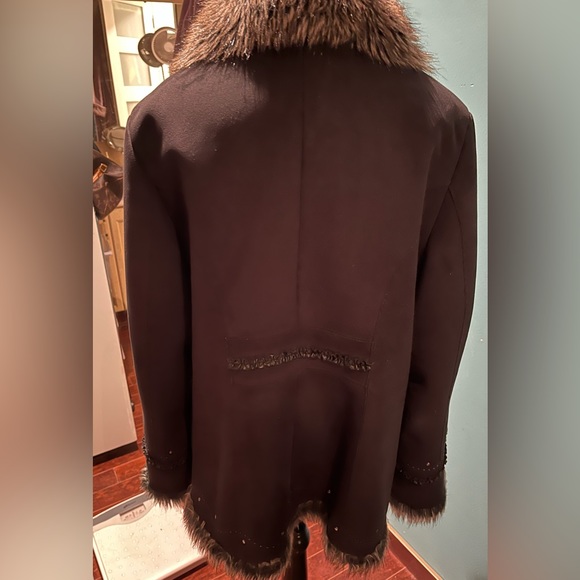 Winter coat - Picture 2 of 3